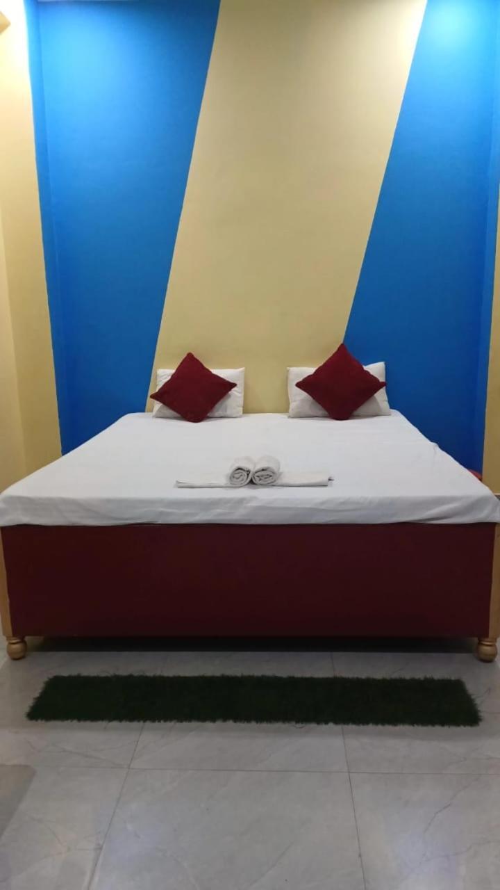 فندق Veda'S Grand P.G فاراناسي المظهر الخارجي الصورة